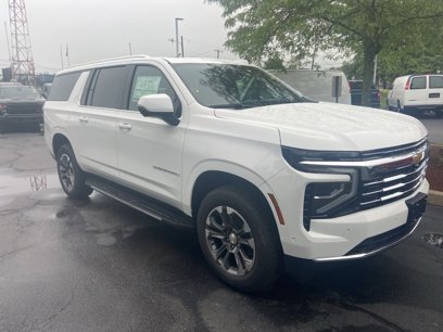 New 2025 Chevrolet Suburban LT w/ Comfort Package