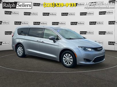 Used 2019 Chrysler Pacifica Touring Plus w/ Advanced Safetytec Group
