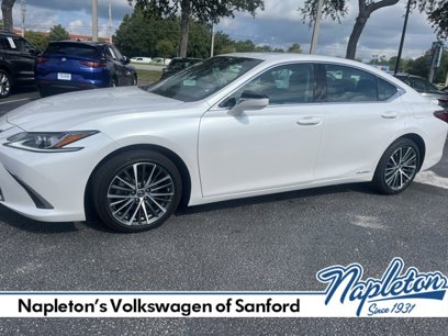 Used 2022 Lexus ES 300h w/ Premium Package