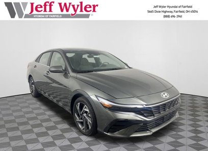 New 2025 Hyundai Elantra SEL