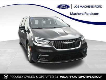 Used 2023 Chrysler Pacifica Touring-L