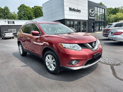 Used 2016 Nissan Rogue SV w/ SV Premium Package