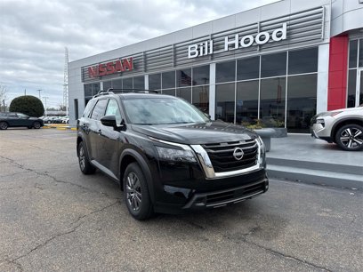New 2025 Nissan Pathfinder SV