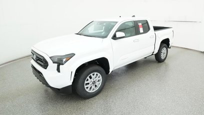 New 2025 Toyota Tacoma SR5