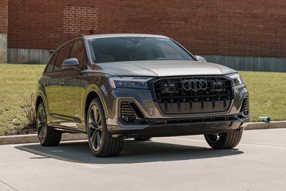 New 2025 Audi Q7 3.0T Premium Plus