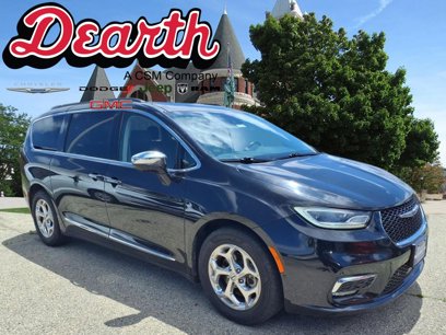 Used 2022 Chrysler Pacifica Limited