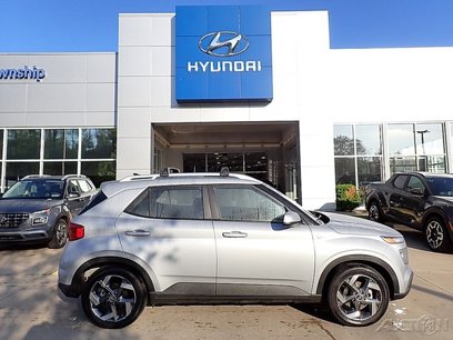 Certified 2022 Hyundai Venue SEL