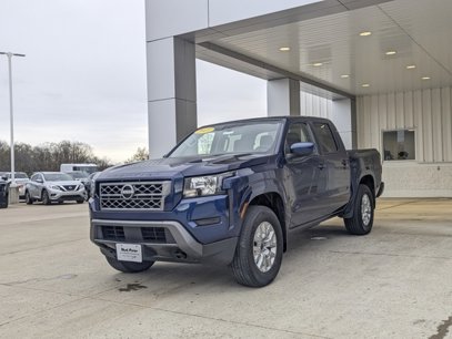 Used 2023 Nissan Frontier SV w/ Graphics Package