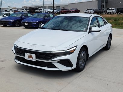 New 2025 Hyundai Elantra Blue