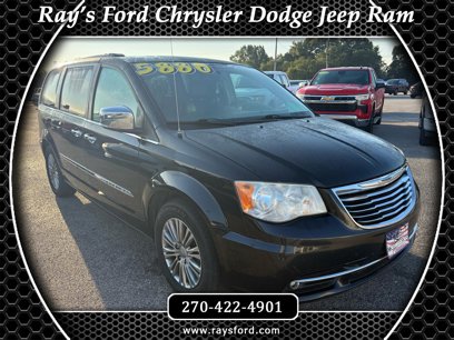 Used 2013 Chrysler Town & Country Touring-L w/ Driver Convenience Group