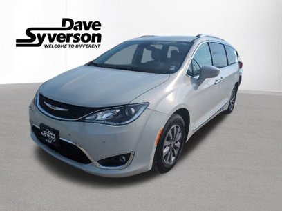 Used 2020 Chrysler Pacifica Touring-L Plus w/ Advanced Safetytec Group