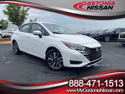 New 2025 Nissan Versa SV w/ Trunk Package