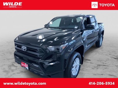 New 2025 Toyota Tacoma SR5