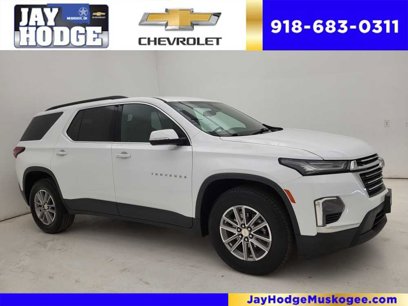Used 2023 Chevrolet Traverse LT