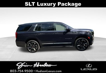 Used 2023 GMC Yukon SLT w/ SLT Luxury Package