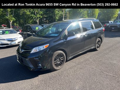 Used 2020 Toyota Sienna XLE
