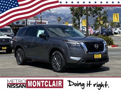 New 2025 Nissan Pathfinder S