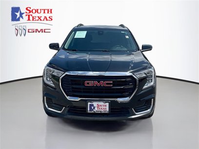 Used 2022 GMC Terrain SLE w/ Driver Convenience Package