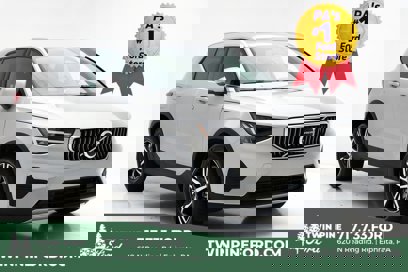 Used 2025 Volvo XC40 B5 Core