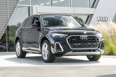 Certified 2024 Audi Q5 e Premium w/ Convenience Package
