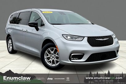 Certified 2024 Chrysler Pacifica Touring-L