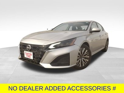 Used 2023 Nissan Altima 2.5 SV