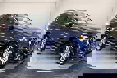 New 2025 Audi Q3 2.0T Premium