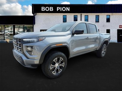 New 2025 GMC Canyon AT4