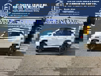 Used 2019 Jeep Cherokee Latitude Plus