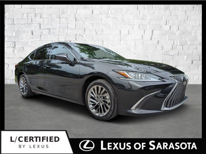 Used 2024 Lexus ES 300h w/ Luxury Package