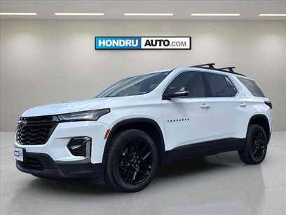 Used 2022 Chevrolet Traverse LT