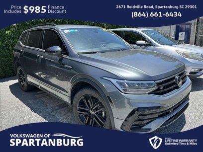 Used 2022 Volkswagen Tiguan SE R-Line