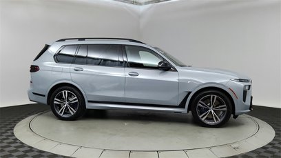New 2025 BMW X7 M60i w/ Executive Package