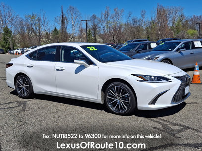 Certified 2022 Lexus ES 350 w/ Premium Package