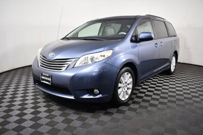Used 2014 Toyota Sienna XLE