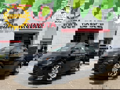 New 2025 Toyota Camry LE