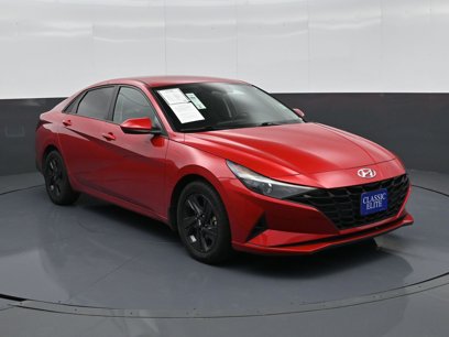 Used 2022 Hyundai Elantra SEL w/ Winter Weather Package