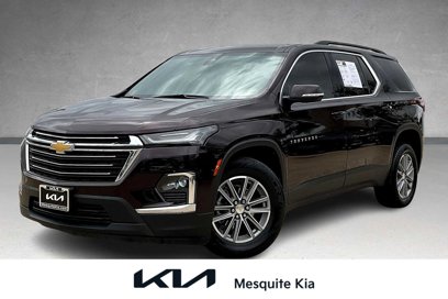 Used 2023 Chevrolet Traverse LT