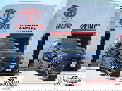 New 2025 Toyota Camry SE