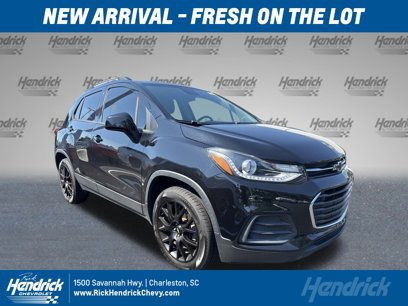 Certified 2022 Chevrolet Trax LT w/ Midnight Edition