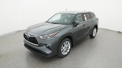New 2025 Toyota Highlander Limited