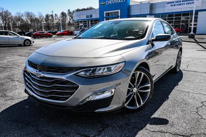 New 2025 Chevrolet Malibu LT