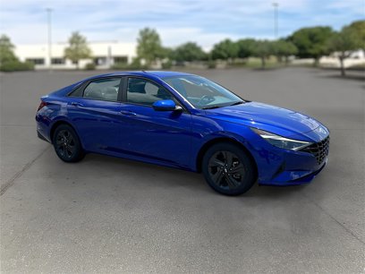 Used 2023 Hyundai Elantra Blue