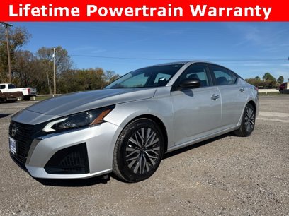 Used 2024 Nissan Altima 2.5 SV