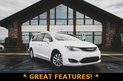 Used 2018 Chrysler Pacifica Touring-L