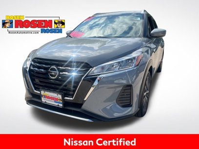Certified 2021 Nissan Kicks SV