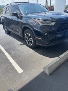 Used 2021 Toyota Highlander XLE