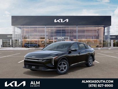 New 2025 Kia K4 LXS