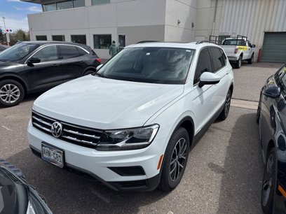 Used 2021 Volkswagen Tiguan SE w/ Panoramic Sunroof Package