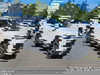 New 2025 Volkswagen Tiguan SE
